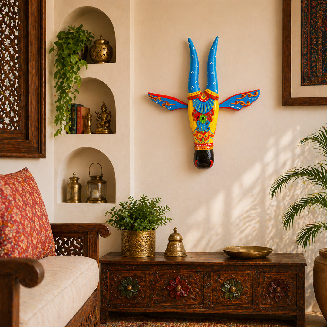 Wooden Cow Face Wall Décor Elegant