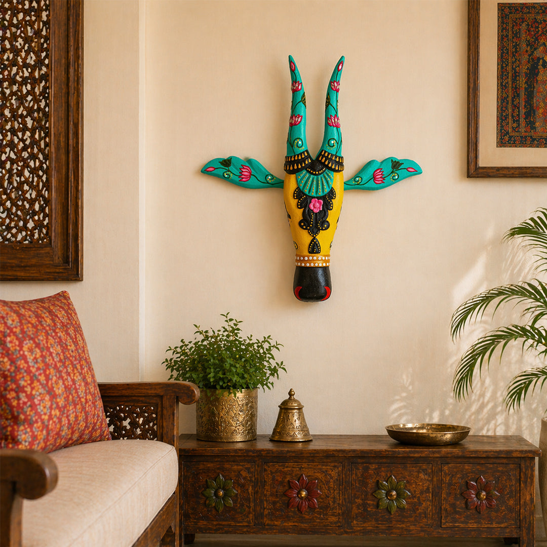 Wooden Cow Face Wall Décor Premium